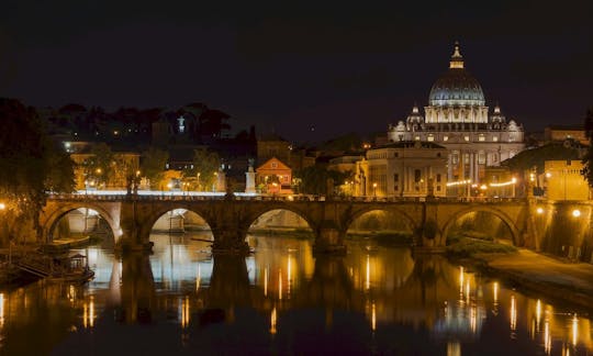 Cripte e catacombe con tour a piedi di fantasmi e misteri