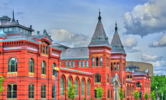 Private tour of the Smithsonian National Museum of American History