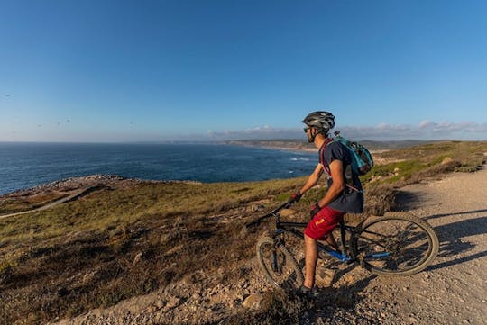 Bicicleta de montanha premium da Carrapateira com aluguer de suspensão total