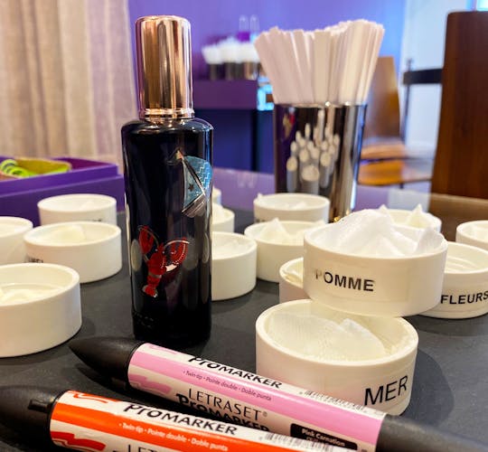 Le Petit Parfumeur workshop for kids at Molinard Nice