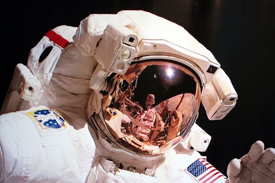 Smithsonian National Air and Space Museum self-guided audio tour