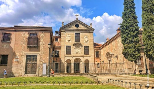 Monasterio de las Descalzas tickets and guided tour