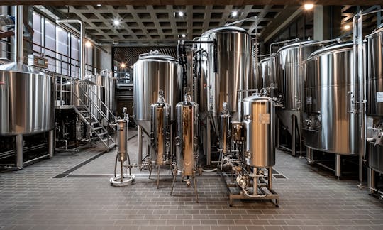 Ftelos brewery private VIP tour with tasting menu in Santorini