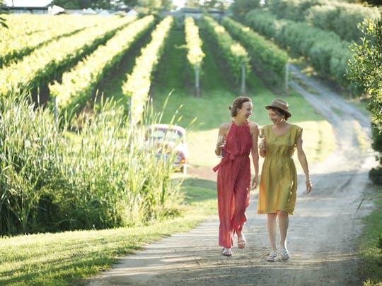 Mornington Peninsula food and wine taste trail guided tour