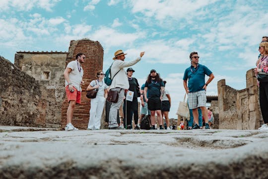 Visita al Anfiteatro de Pompeya con un arqueólogo
