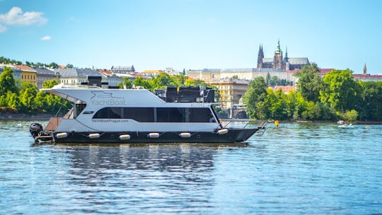 Cruzeiro Privado YachtBoat ONE All-You-Can-Drink em Praga