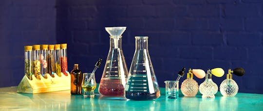 Gin making workshop in London