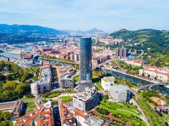 Discover Bilbao in 60 Minutes with a Local